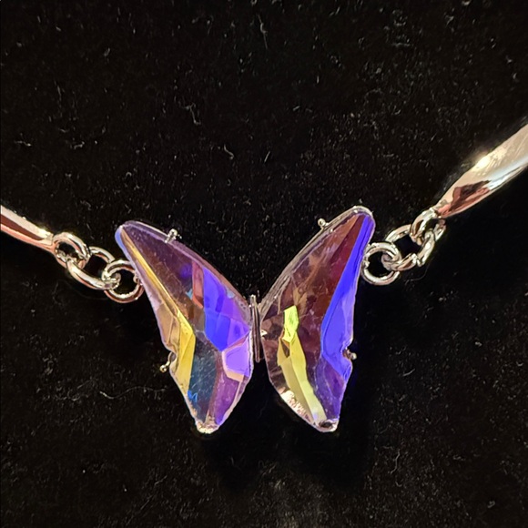 NWT Purple UV Butterfly Necklace & Earrings Set(Last Set) - Picture 6 of 6